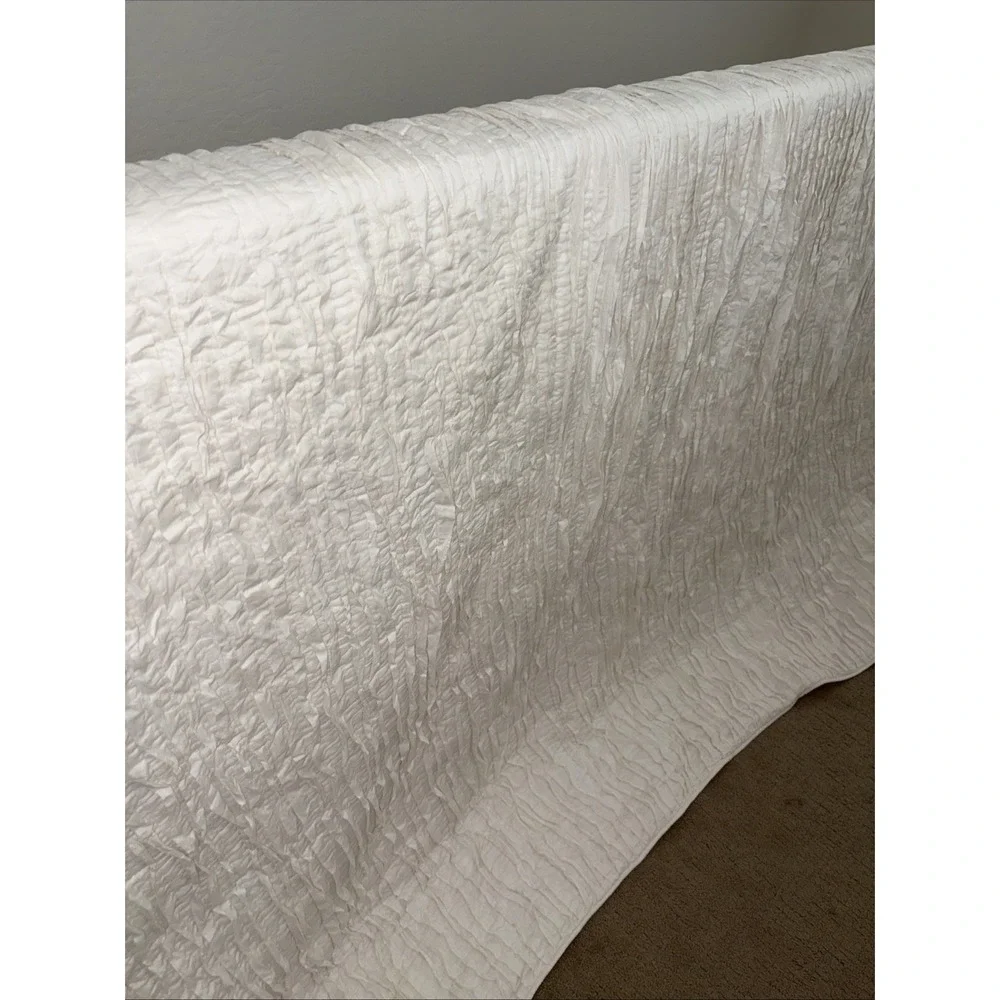 POTTERY BARN tiered WAVY RIPPLES FULL/QUEEN‎ COMFORTER ~ WHITE